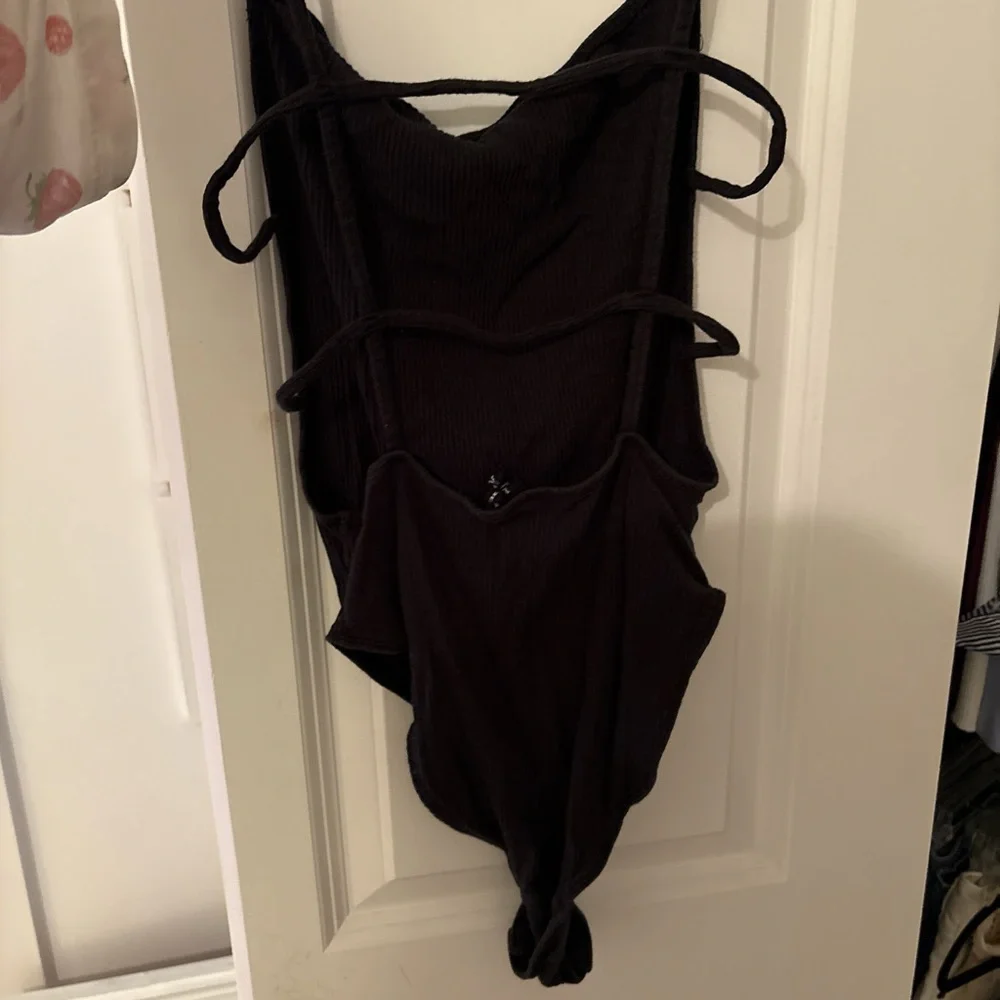 Urban Outfitters Kids Black Bodysuit - Picture 2 of 2